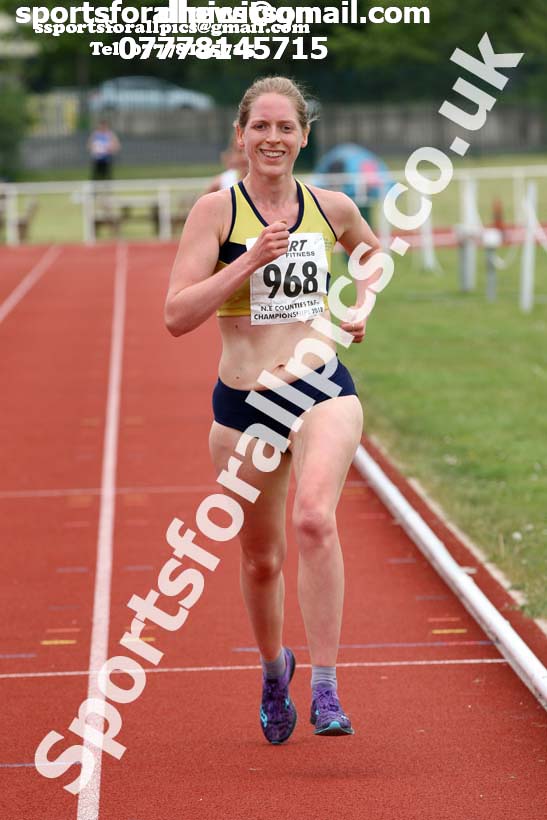 Senior womens 5000 metres North Eastern Track and Fields Champs., Middlesbrough. Photo: David T. Hewitson/Sports for All Pics